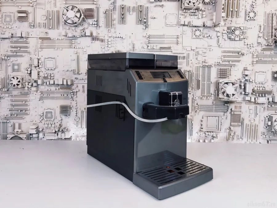  Saeco Lirika One touch cappuchino.