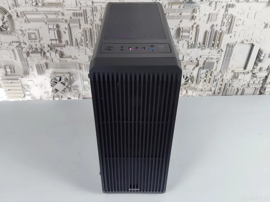  ZS2 Ryzen 7 8700F/DDR5 32Gb/m.2_1Tb/RX7700XT 12Gb/Wi-Fi/BT/700W/Win11Pro